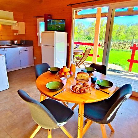 Les Chalets De Sancerre Thauvenay Exterior foto